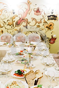 Decorated banquet table setting