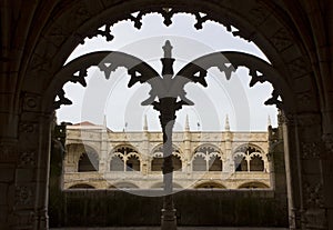 Decorated cloister arches in Jeronimos monastery