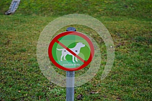 A sign prohibiting walking dogs in a recreation area for Berliners. Berlin, Germany photo