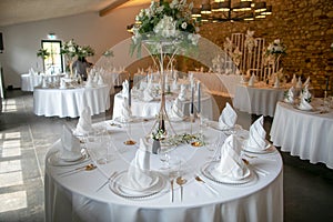 decorations made of wood and wildflowers served on the festive table