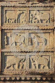 Decorative carving on the wall of 84-Pillared Cenotaph, Bundi, R