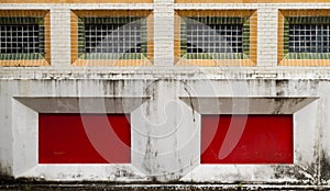 Decorative concrete wall