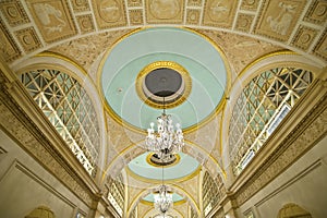 Decorative dome ceiling