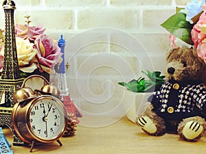 Decorative eiffel tower and different home decor related objects