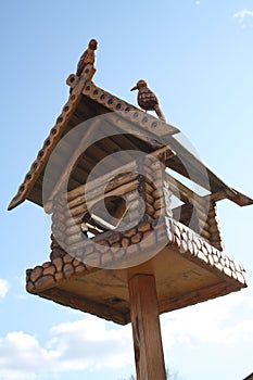 Decorative starling house