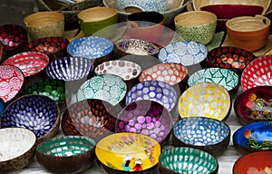 Decorative Vietnamese coconut bowls