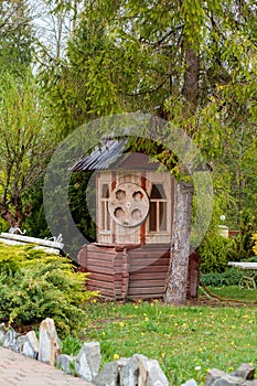 Decorative wooden Water Well With Pulley and Bucket