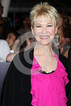 Dee Wallace