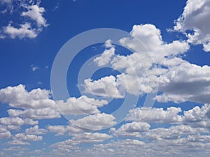 Deep Blue sky and clouds mavi  bulut fon background. Nature