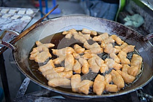 Deep-fried dough stick