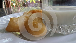 Deep fried dough stick and soybean milk