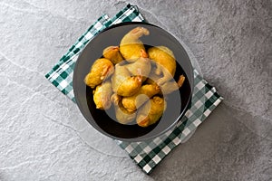 Deep fried shrimps in a bowl