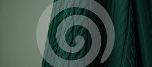 Deepforest green cable knit texture