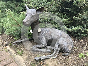 Deer statue with anti-theft device