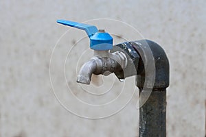 Defective faucet, Faucet control water flow by Open and close function by user
