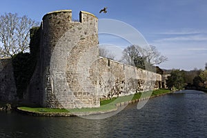 Defensive walls - Bishops Palace - Wells - England
