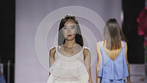 Defile beauty asian woman catwalk closeup japan model show vogue slow motion 4K.