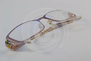 Defocused glasses