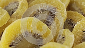 Dehydrated kiwis