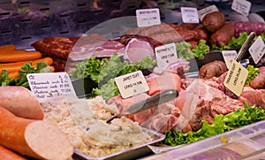 Deli shelf