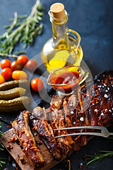 Delicious barbecued ribs seasoned with a spicy basting sauce and served with chopped