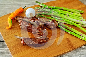 Delicious BBQ ribs with toasted bread, cole slaw and a tangy BBQ sauce