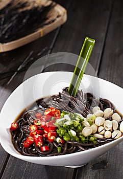 Delicious Chinese food, hot and sour jue root noodles