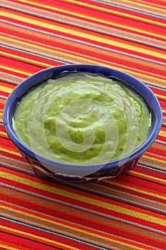 Delicious mexican guacamole dip