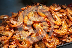 Delicious sauteed shrimps with garlic and lemon