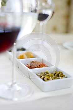 Delicious snacks & red wine