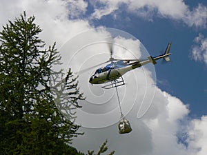 Delivery by helicopter