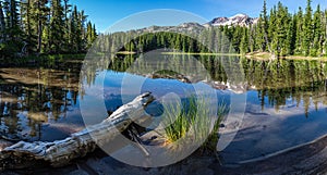 Demaris Lake - Three Sisters Wilderness