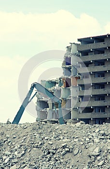 Demolition of a building 2
