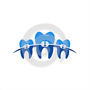 Dental with braces icon vector