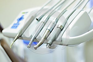 Dental equipment for the treatment and prevention of oral diseas