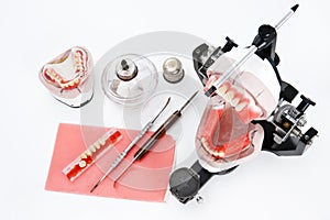 Dental lab articulator with equipments for denture