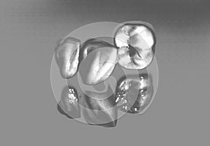 Dental laboratory work. Ceramic teeth.