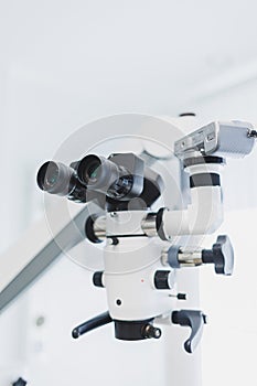 Dental microscope in a modern