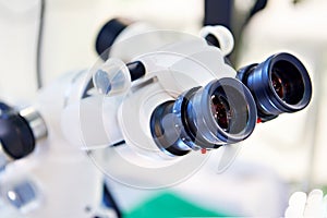 Dental stereo microscope