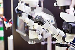 Dental surgical microscope