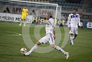 Denys Garmash of Dynamo Kyiv controls a ball