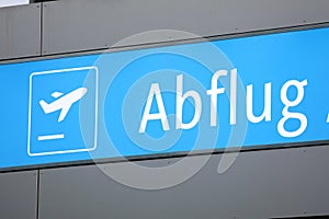 Departures, Abflug in German photo