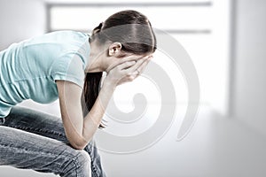 depression teen girl cried