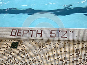 Depth: 5 foot 2, pool of blue...