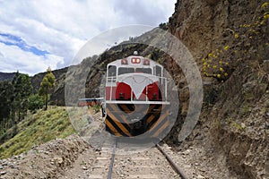 derailment Train called-macho-historical train unites cities Huancayo - Huancavelica in They say it leaves and arrives when it