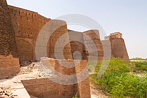Derawar Fort Walls 40 photo