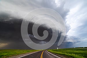 Derecho storm with dramatic shelf cloud