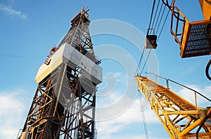 Derrick of Jack Up Oil Drilling Rig and Rig Crane