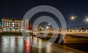 Des Moines Iowa skyline in USA at night