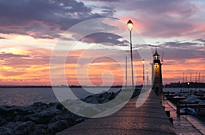 Desenzano del Garda Lighthouse photo